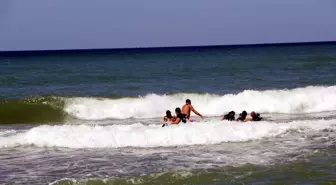 Sinop'ta Boğulma Tehlikesi Geçiren İki Çocuk Hastanede Tedavi Altına Alındı