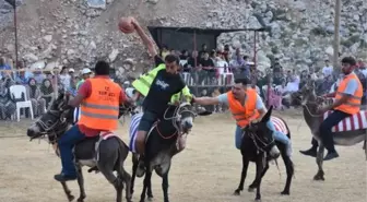 Eşek Üzerinde Oynanan Yörük Futbolu Büyük İlgi Topladı