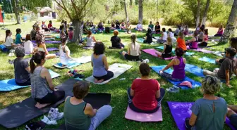 Eskişehir'de Yoga ve Sağlıklı Beslenme Kampı düzenlendi