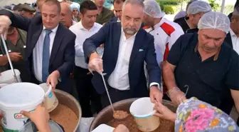 Zile Belediyesi Muharrem Ayı'nda 3 Bin Kişilik Aşure Dağıttı