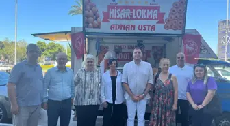 DP İzmir İl Başkanlığı Aşure Günü'nde İzmirlilere Aşure İkram Etti