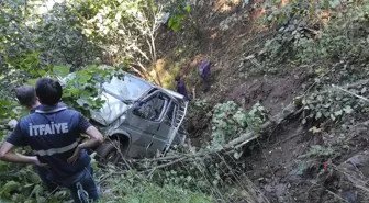 Giresun'da kamyonet uçuruma yuvarlandı: 1 ölü, 7 yaralı