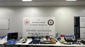 İstanbul Havalimanı'nda Kaçak Ürün Operasyonu: 3 Kişi Serbest Bırakıldı