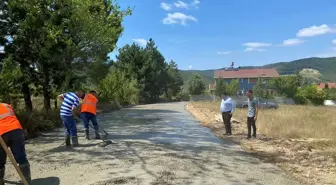 Demirköy'de yol yapım çalışması sürüyor