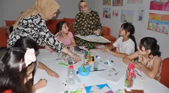 Kızıltepe Belediyesi Hanımeli Kadın Merkezi'nde Çocuklar Salyangoz Kabuklarıyla Altın Oran Öğreniyor