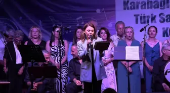 Karabağlar Belediyesi Türk Sanat Müziği Korosu Konser Verdi