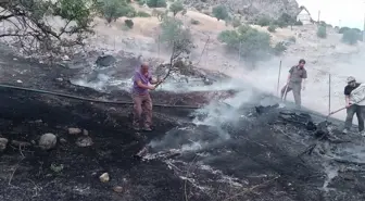 Tunceli'de dağlık arazide çıkan yangın söndürüldü