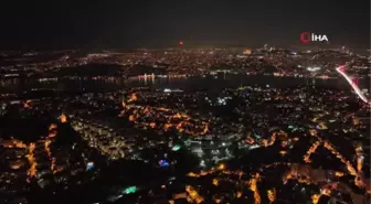 İstanbul'da hayran bırakan Süper Ay manzarası