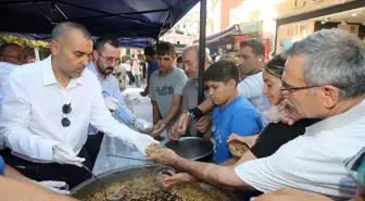 Konak Belediyesi Muharrem Ayında 5 Bin Kişiye Aşure Dağıttı