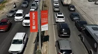 Bodrum'da Su Ana İsale Hattı Patladı, Trafik Durma Noktasına Geldi