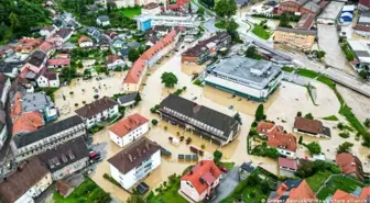 Slovenya'da Fırtına ve Avusturya'da Sel Felaketi: Üç Kişi Hayatını Kaybetti