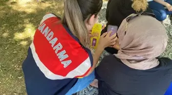 Van'da jandarma ekipleri kadına yönelik şiddetin önlenmesi için bilgilendirme çalışması yaptı