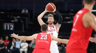 A Milli Erkek Basketbol Takımı Polonya'yı Mağlup Etti