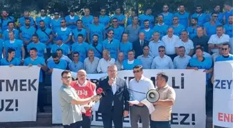 TES-İŞ Sendikası Üyeleri TBMM'de Basın Açıklaması Yaptı