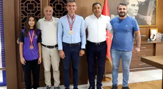 Çerkezköy Belediyesi Gençlik Spor Kulübü Sporcuları Başkanvekili Yılmaz'ı Ziyaret Etti