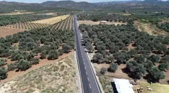 Balıkesir Büyükşehir Belediyesi Gömeç Ulubeyler Yolu'nu Asfaltladı