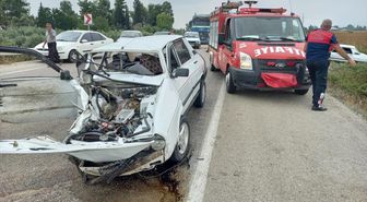 Kadirli'de Otomobil Çarpışması: 1 Ölü, 5 Yaralı