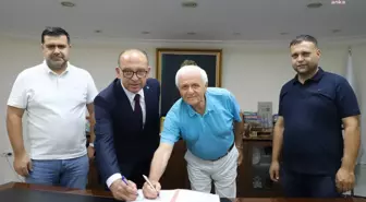 Turgutlu Belediyesi'nden Hayırsever İş İnsanı Ekrem Gürel'e Onur