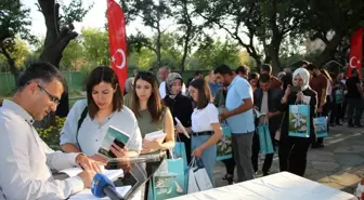 Edremit Belediyesi tarafından hazırlanan 'Bir Sahil Şehri Edremit' kitabı tanıtıldı