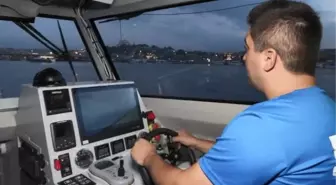 İstanbul Huzur Denetimleri Kapsamında Tur Teknelerine Yönelik Denetim Yapıldı