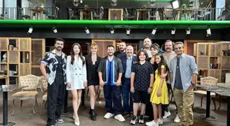 Ferit Aktuğ ve Bihter Dinçel'in Başrolünde Olduğu 'Aile Çıkmazı' Filminin Çekimleri İstanbul'da Devam Ediyor