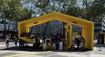 Köln'de Geleneksel Ebru Sanatı Çocuklara Tanıtıldı