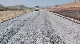 Diyarbakır Büyükşehir Belediyesi Kırsal Mahalle Yollarında Çalışmalarını Sürdürüyor