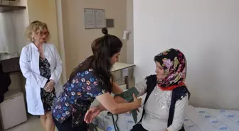 Kars'ta 2,5 Kiloluk Kitle Kapalı Ameliyatla Çıkarıldı