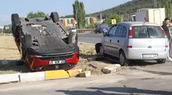 Konya'da Otomobil Çarpışması: 6 Kişi Yaralandı