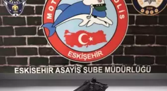 Eskişehir'de Ruhsatsız Tabanca Ele Geçirildi