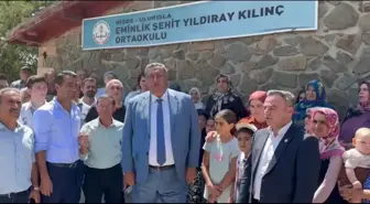 Niğde'nin Eminlik Köyündeki Okulun Kapatılmasına Köy Halkı Tepki Gösterdi: 'Bu Okul Olmasaydı Ben Çoban Olarak Kalacaktım. Hayatım Değişti'