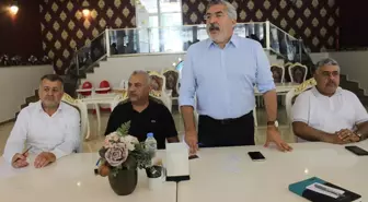 AK Parti'li Hüseyin Yayman, Reyhanlı'da muhtarlarla bir araya geldi