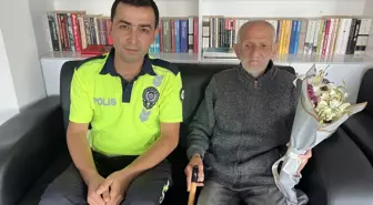 Polis, mahsur kalan yaşlı adamı kurtardı