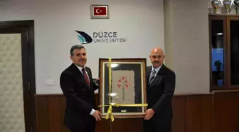 Vali Cevdet Atay, Düzce Üniversitesi Rektörü Prof. Dr. Nedim Sözbir'e veda ziyareti düzenledi