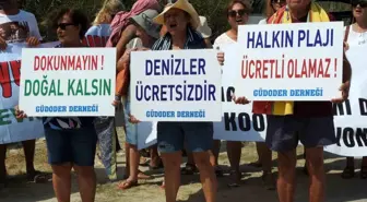 Çeşme'de Sahillerin Ücretli Hale Getirilmesine Havlu Protestosu