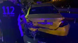 Esenyurt'ta bir otomobilin çarpması sonucu taksideki bir kişi ağır yaralandı