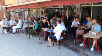 Eskişehir'de Kıraathane Geleneği Yaşıyor