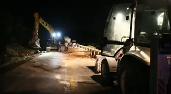 Bodrum'da İçme Suyu Hattında Patlama: Kara Yolu Çöktü