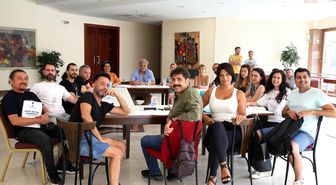 EBB Şehir Tiyatroları, yeni sezonu 'Ayak Bacak Fabrikası' ile açıyor