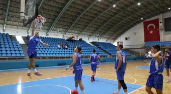 Türkiye, Bulgaristan ve Sırbistan'dan 11 basketbol takımı Edirne'de hazırlık kampında bir araya geldi