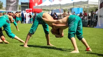 Muhsin Yazıcıoğlu Karakucak Türkiye Güreş Şampiyonasında Bilecikli sporcu Mehmet Nuri Taşkıran Türkiye üçüncüsü oldu