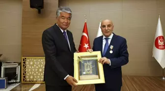 Keçiören Belediyesi'nde Türk Cumhuriyetleri Geleneksel El Sanatları Sergisi Açıldı