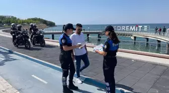 Van'da Deniz Polisi Ekipleri Boğulma Vakalarını Önlemek İçin Bilgilendirme Yapıyor