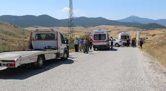 Çankırı'da üç otomobilin karıştığı trafik kazasında 7 kişi yaralandı