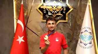 ALKÜ Öğrencisi Salih Korkmaz, Paris 2024 Olimpiyatları'na Katılma Hakkı Kazandı