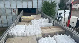 Özbekistan, Ukrayna'ya 10 Ton İnsani Yardım Gönderdi