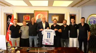 Bozüyükspor Kulübü Başkanı ve Yönetim Kurulu Belediye Başkanını Ziyaret Etti