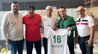 Bursaspor Kulübü, Türkiye Futbol Federasyonu Futbol Gelişim Direktörü Oğuz Çetin'e ziyarette bulundu