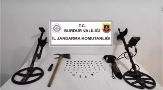 Burdur'da Kaçak Kazı Yapan 2 Şüpheli Jandarma Tarafından Yakalandı