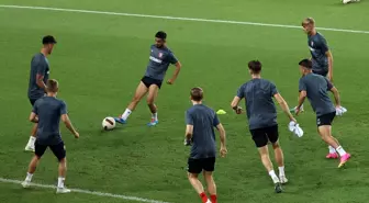 Twente Teknik Direktörü Oosting: Fenerbahçe ile güzel bir maç olacak